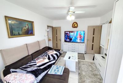 Apartament cu 2 camere semidecomandat în Vasile Aaron - 1