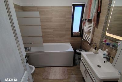 Apartament cu 3 camere în Cug - 6