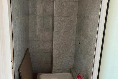 Apartament cu 4 camere decomandat în CET
