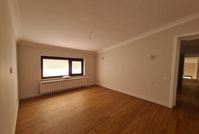 Casă individuală cu 6 camere cu Canalizare în Băneasa - 48
