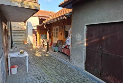 Casă cu 4 camere în Central - 5