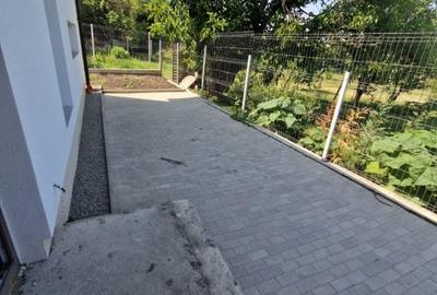 Casă cu 5 camere cu Teren 250 Mp în Șura Mică