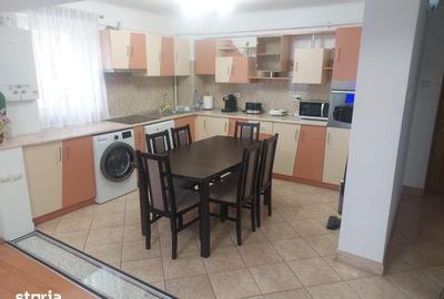 Apartament cu 4 camere în Central