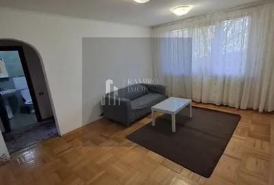 Apartament cu 3 camere semidecomandat în Brâncoveanu