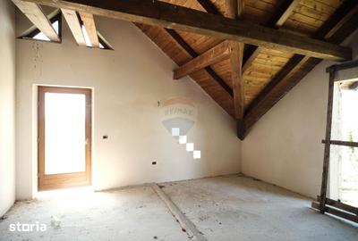 Casă cu 9 camere cu Teren 1674 Mp în Frătăuții Vechi - 3