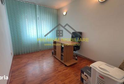 Apartament cu 3 camere decomandat în Central - 11