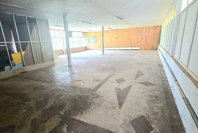Spațiu comercial, de 180 mp, în Zona industrială