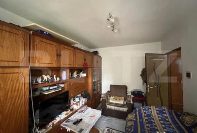 Apartament cu 3 camere decomandat în Botizului - 6