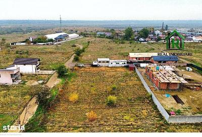 Teren de 467 mp, în Broșteni