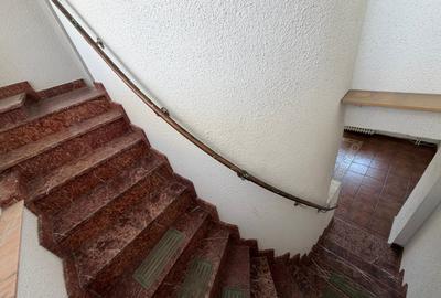 Apartament cu 5 camere semidecomandat în P-ța Unirii - 16
