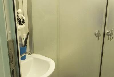 Apartament cu 2 camere nedecomandat în Tractorul - 1