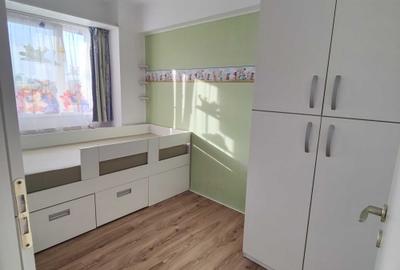 Apartament cu 3 camere decomandat în Nufărul - 2