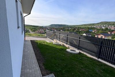 Casă cu 4 camere cu Teren 465 Mp în Iris
