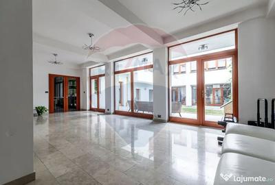 Casă cu 7 camere cu Piscina în Malul Mureșului - 1