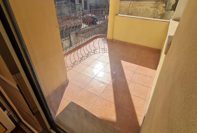 Casă cu 5 camere cu Garaj în Central - 8