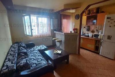 Apartament cu 3 camere semidecomandat în Florilor - 7
