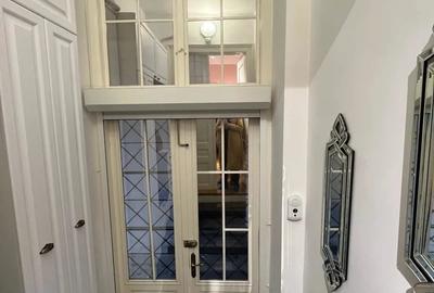 Apartament cu 4 camere semidecomandat în Ultracentral