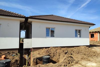 Casă individuală cu 3 camere cu Teren 300 Mp în Exterior Vest - 11