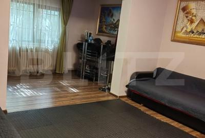 Apartament cu 3 camere semidecomandat, mobilat în Podul de Piatră - 2