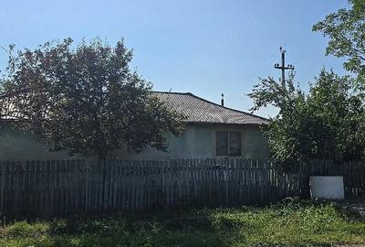 Casă cu 4 camere cu Teren 1952 Mp în Clondiru
