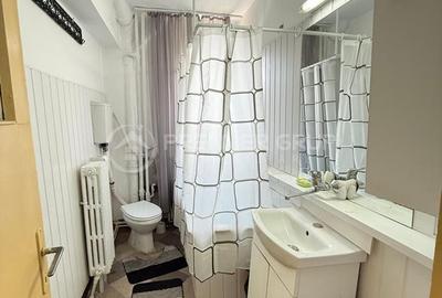 Apartament cu 2 camere nedecomandat în Tudor Vladimirescu