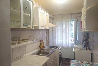 Apartament cu 4 camere decomandat în Vasile Aaron