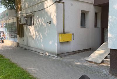 Spațiu comercial, de 66 mp, în Central - 1