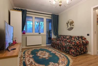 Apartament cu 3 camere semidecomandat, mobilat în Tomis I