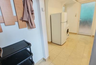 Apartament cu 2 camere semidecomandat în Mihai Bravu