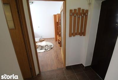 Garsonieră decomandată în Central - 7
