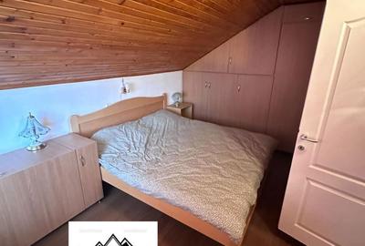 Casă cu 4 camere cu Teren 1640 Mp în Groși - 2