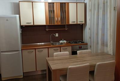 Apartament cu 2 camere decomandat în Central - 2