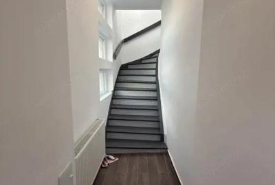 Apartament cu 3 camere decomandat în Central - 17