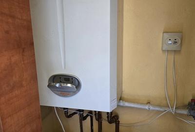 Apartament cu 2 camere decomandat în Piața Centrală - 7