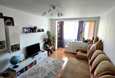 Apartament cu 3 camere decomandat, mobilat în Colentina - 1