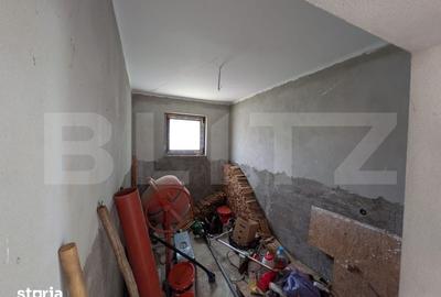 Casă cu 5 camere cu Teren 141 Mp în Central