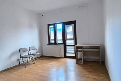Spațiu comercial, de 43 mp, în Bucium - 2
