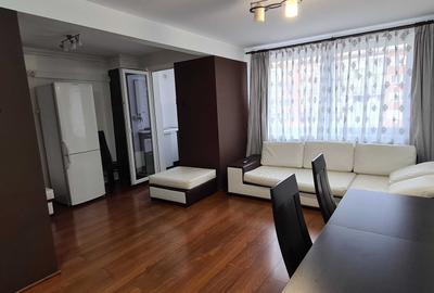 Apartament cu 3 camere decomandat în Central - 2
