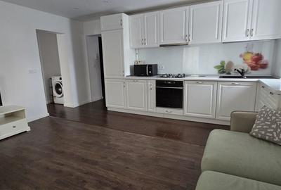 Apartament cu 3 camere decomandat în Micro 4 - 1