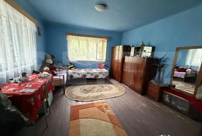 Casă cu 3 camere cu Teren 1000 Mp în Hurez