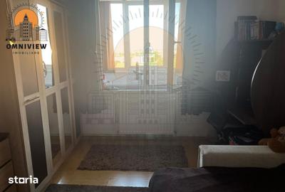Apartament cu 3 camere decomandat, mobilat în Florilor - 2