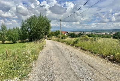 Teren de 3600 mp, în Central