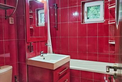 Apartament cu 2 camere decomandat, mobilat în Central