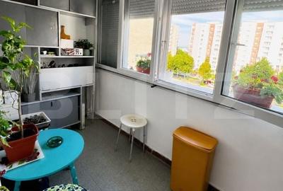 Apartament cu 3 camere în Dâmbu Pietros