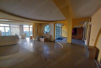 Casă cu 5 camere cu Teren 420 Mp în Elisabetin
