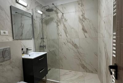 Apartament cu 2 camere semidecomandat în Tomis III