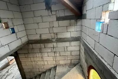 Casă cu 7 camere cu Teren 1674 Mp în Frătăuții Vechi - 2
