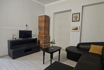 Apartament cu 2 camere semidecomandat, mobilat în Canta