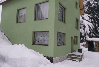 Casă cu 6 camere cu Teren 180 Mp în Rânca