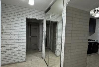 Apartament cu 2 camere decomandat în Gara de Nord